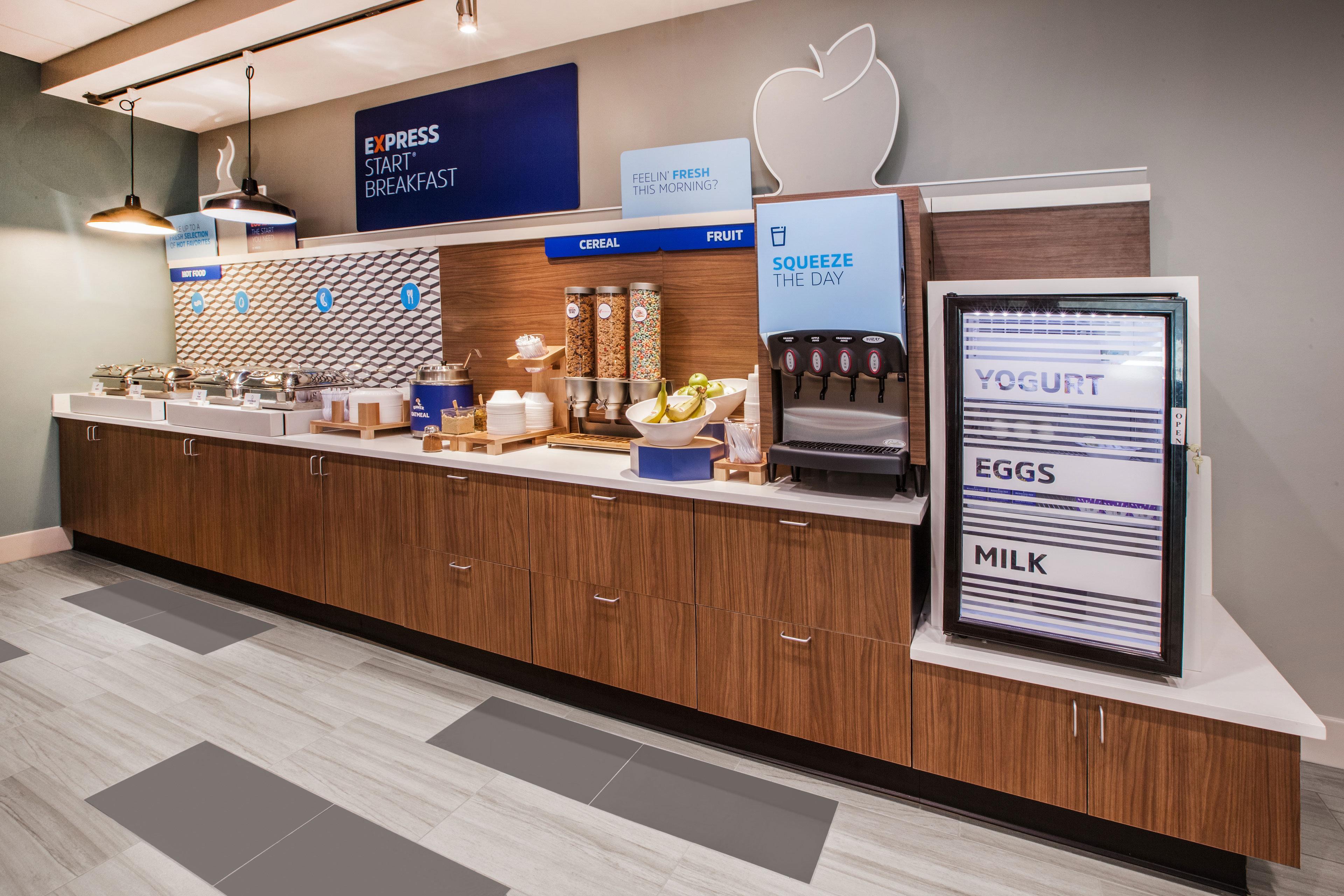 Holiday Inn Express Alva By Ihg Exterior foto