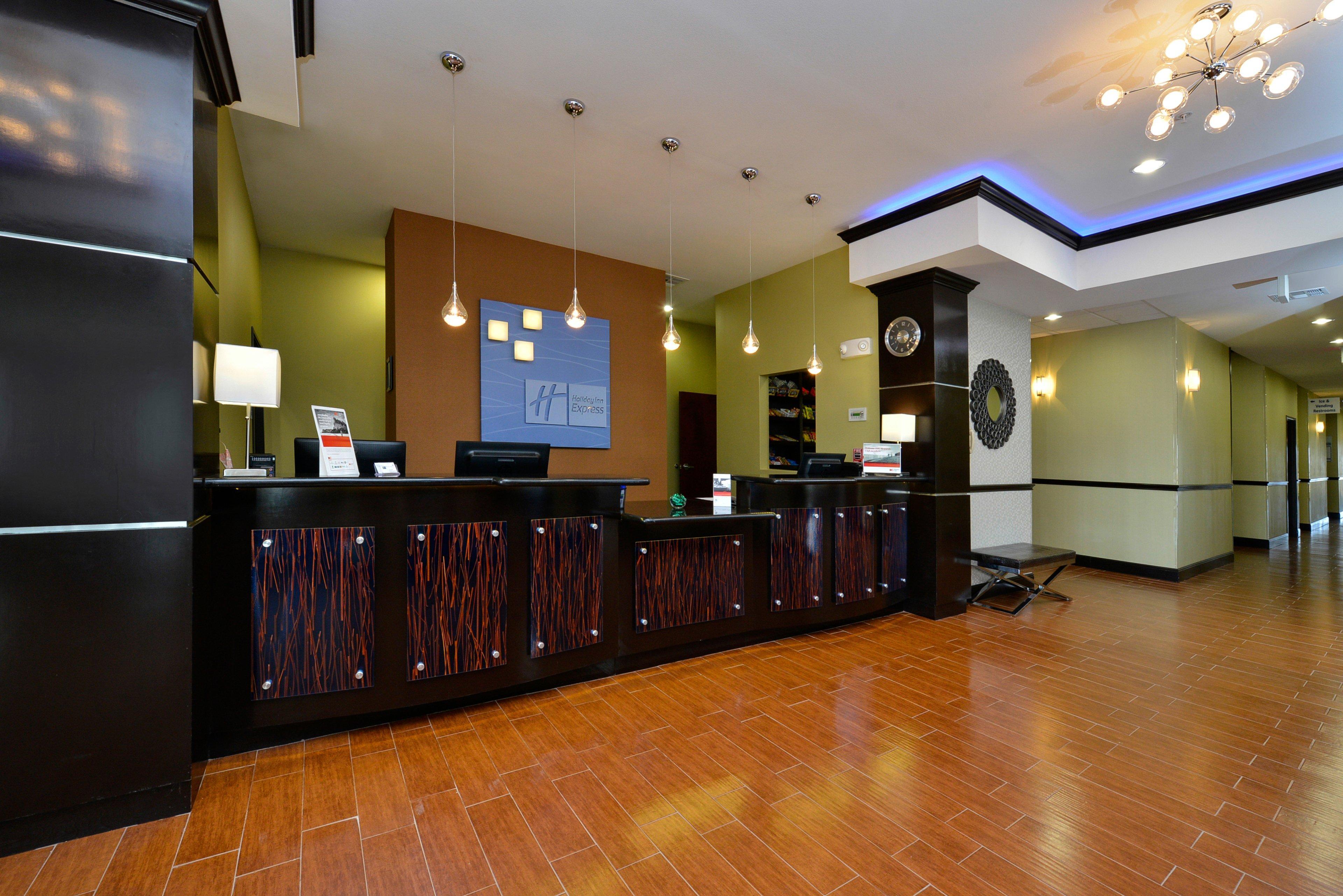 Holiday Inn Express Alva By Ihg Exterior foto